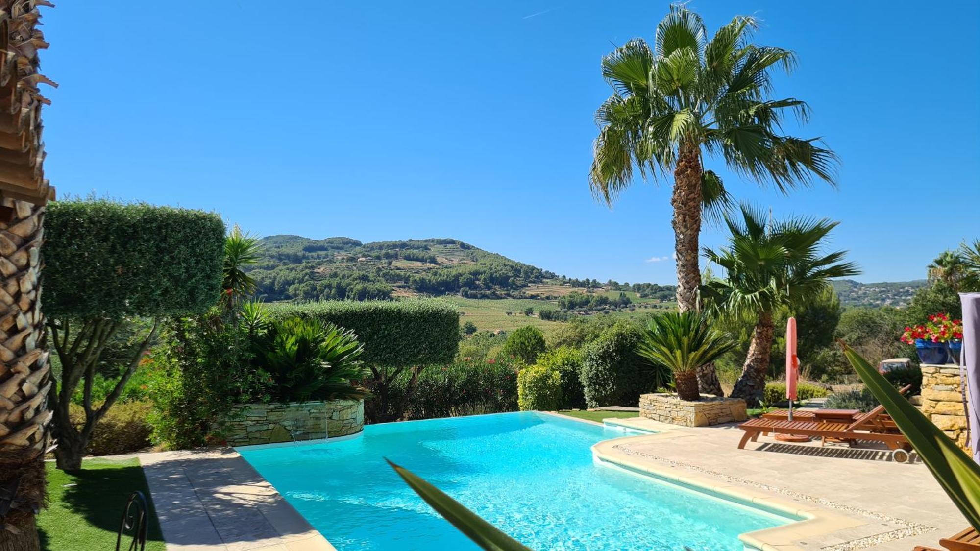 La Cigale Sous L'olivier Bed & Breakfast 3*