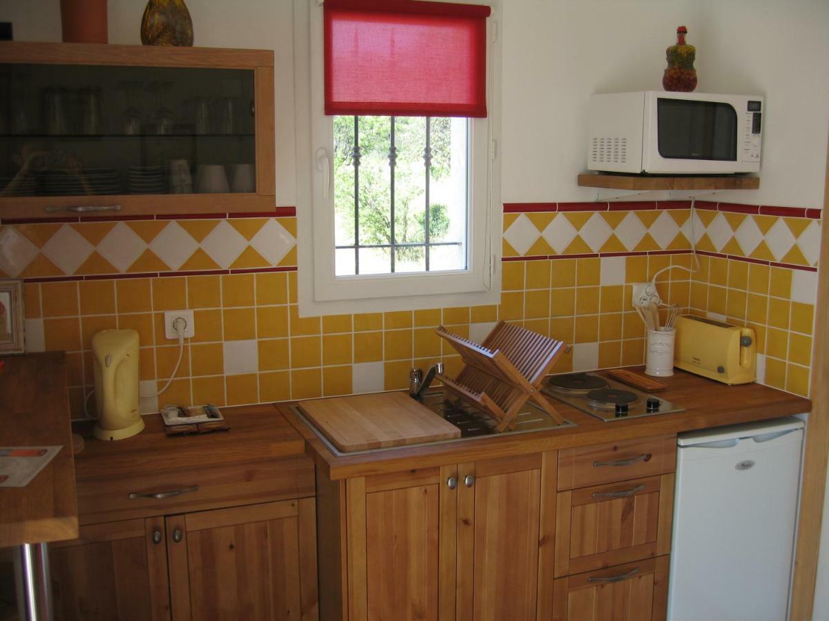 La Cigale Sous L'olivier Bed & Breakfast 3*